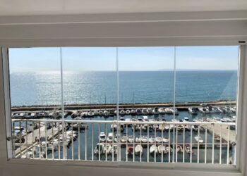 Coulissant panoramique :  faire du balcon un espace en plus
